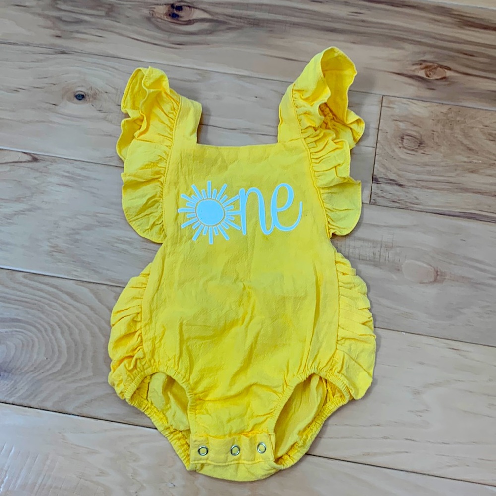 Birthday One outfit Sunshine